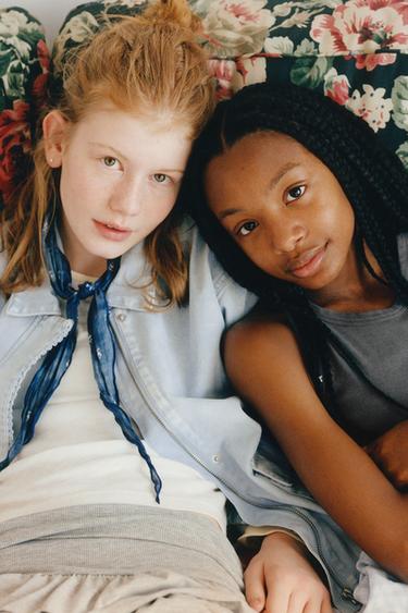 Zara {名称} - {颜色}