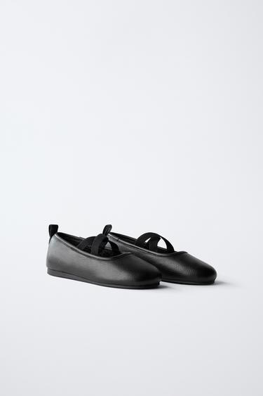 LEATHER SCHOOL BALLERINAS - Black by Zara