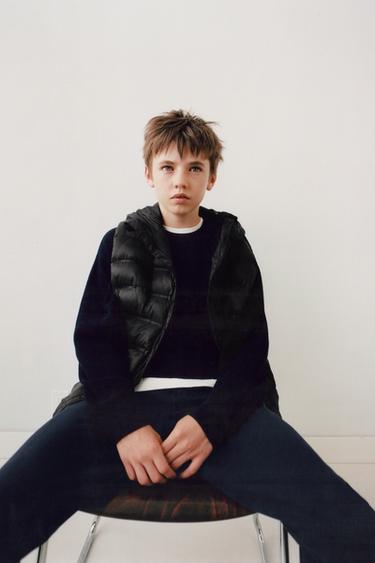 Zara {名称} - {颜色}