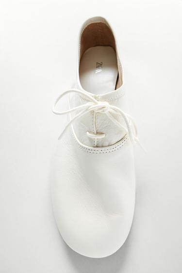FLAT LACE-UP LEATHER SHOES - Ecru White by Zara