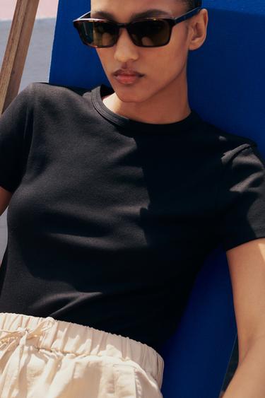 RIBBED SHORT SLEEVE T-SHIRT - Black by Zara