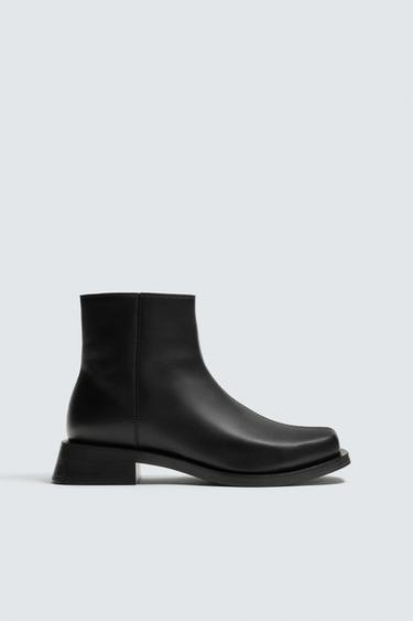 TOPSTITCHED BOOTS - Black by Zara