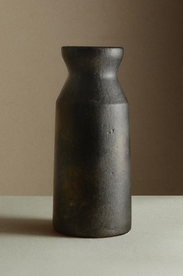 CYLINDRICAL CERAMIC VASE - Black / Brown by Zara