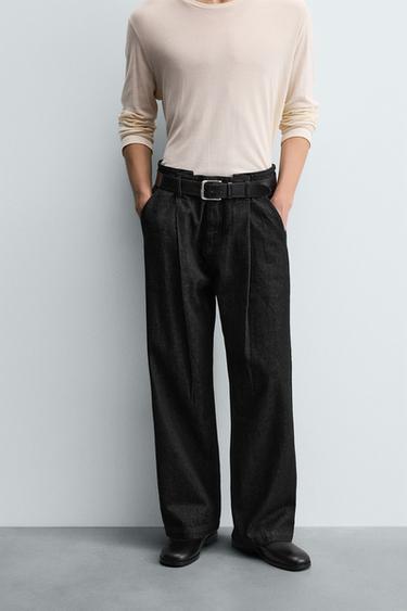 WIDE-LEG PLEATED JEANS - Black by Zara