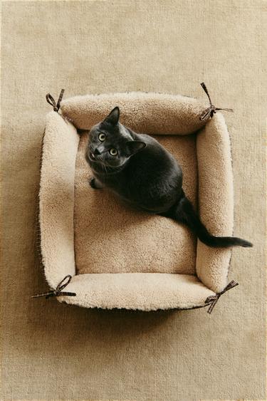 CHECK BED FOR PETS - Brown by Zara