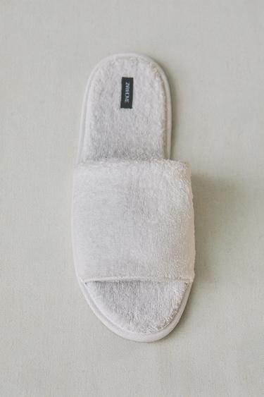 OPEN TERRY BATHROOM SLIPPERS - White by Zara