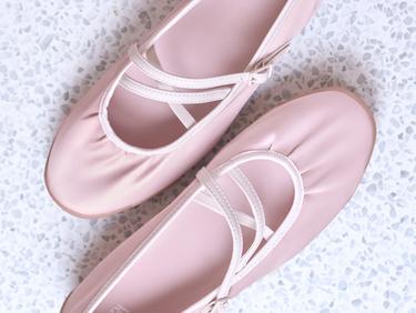 SATIN SPORTS BALLET FLATS - Pink by Zara