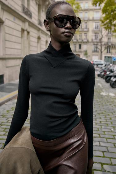 WOOL CROSSOVER HIGH NECK JUMPER - Black by Zara