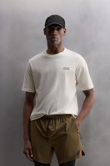 GRAPHIC PRINT T-SHIRT - White by Zara