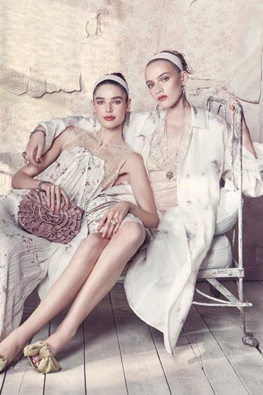 Zara {名称} - {颜色}