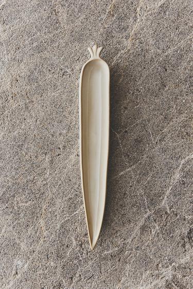 CARROT CERAMIC SERVING DISH - Cream by Zara