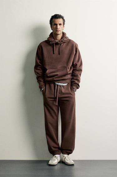 BASIC RELAXED FIT HOODIE - Brown by Zara