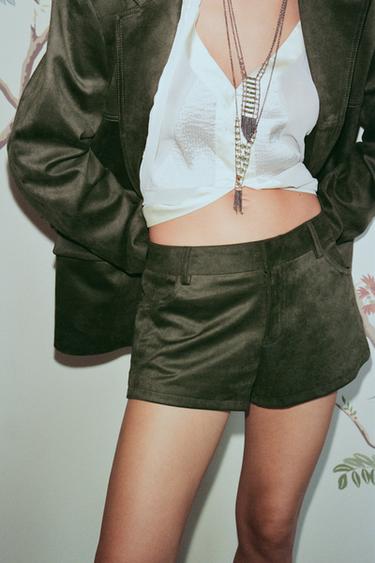 Zara {名称} - {颜色}