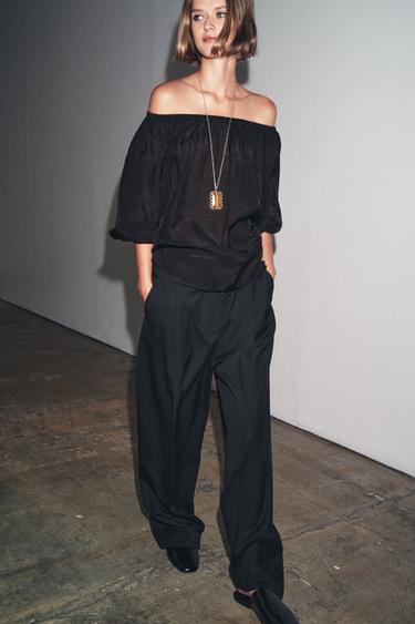 ZW COLLECTION OFF-THE-SHOULDER TOP - Black by Zara