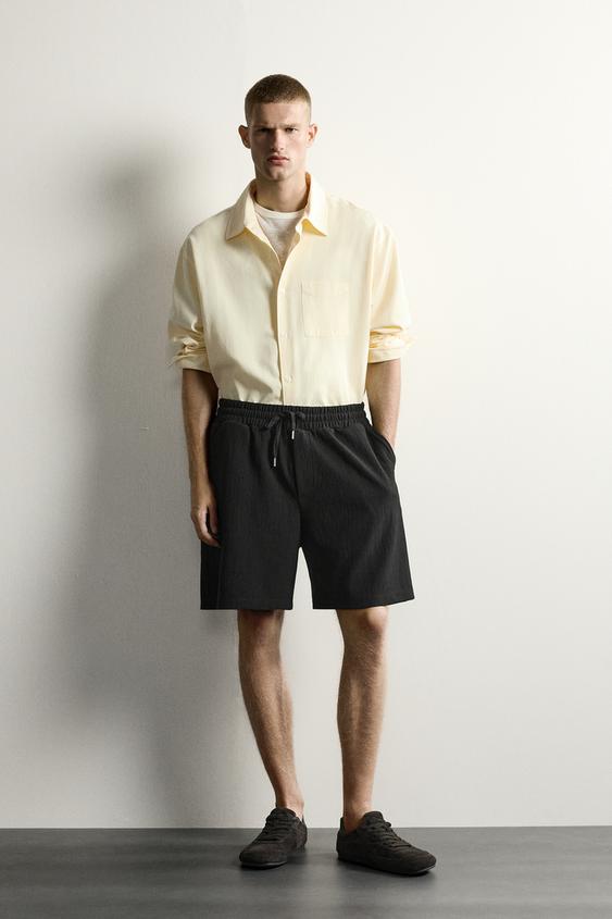 TEXTURED JOGGER BERMUDA SHORTS - Black by Zara - Image 0