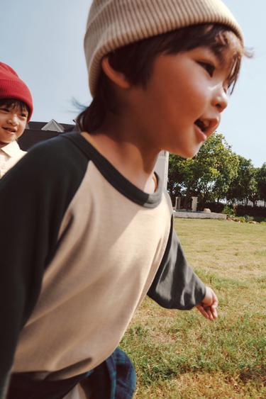 Zara {名称} - {颜色}