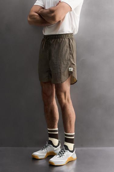 2-IN-1 TECHNICAL TRAINING SHORTS - Brown by Zara