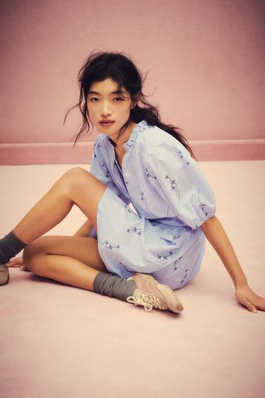 EMBROIDERED RUBBERISED PRINTED DRESS - Blue/White by Zara