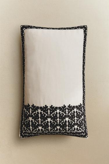 EMBROIDERED CUSHION COVER - Ecru by Zara