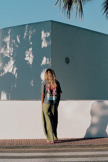 OVERSIZE CARGO TROUSERS - Light khaki by Zara