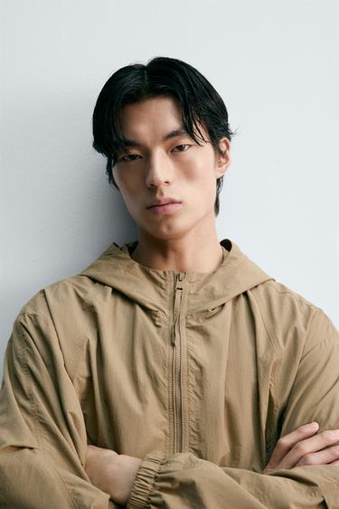 TECHNICAL HOODIE JACKET - Beige by Zara