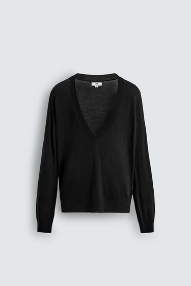 LIMITED EDITION WOOL V-NECK JUMPER - Black by Zara