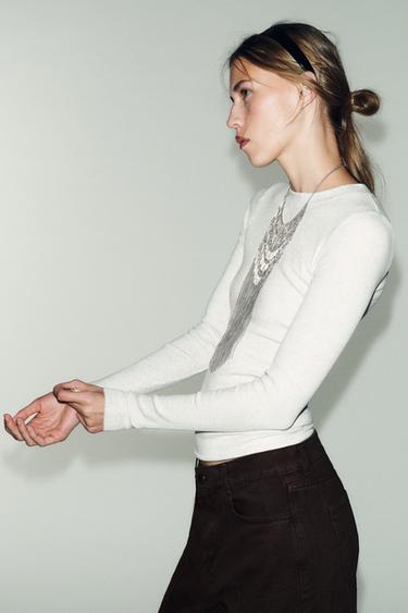 Zara {名称} - {颜色}