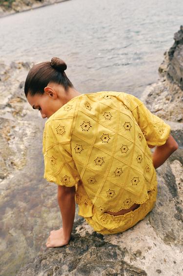 CUTWORK EMBROIDERY TOP - Mustard by Zara