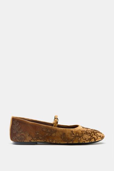 VELVET-EFFECT EMBROIDERED BALLERINAS - Ochre by Zara