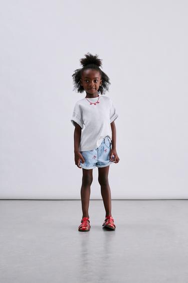 Zara {名称} - {颜色}