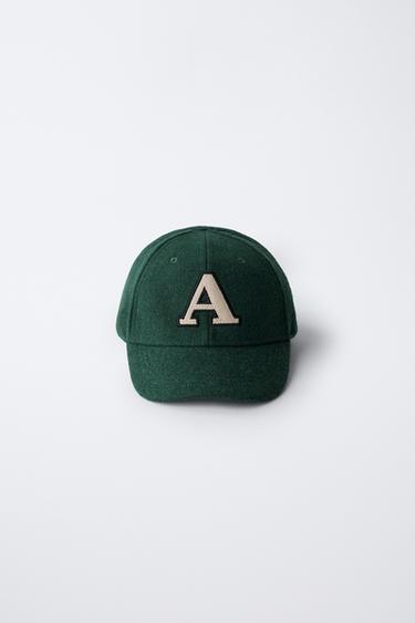 CLOTH CAP WITH INITIAL - Green marl by Zara