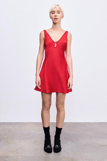 Zara {名称} - {颜色} - 0 图片