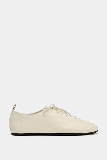 SOFT LEATHER DERBY SHOES - white by Zara