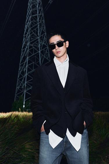 Zara {名称} - {颜色}