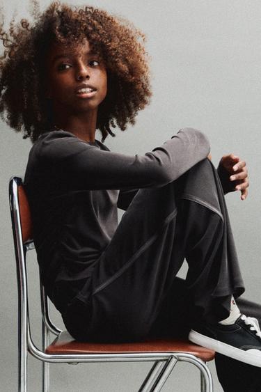 Zara {名称} - {颜色}