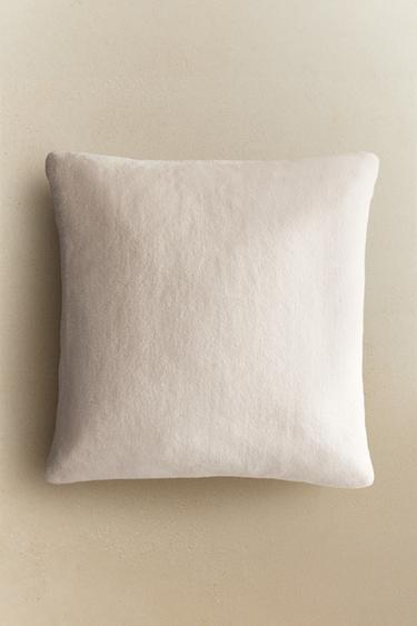 FAUX FUR CUSHION COVER - Oyster-white by Zara