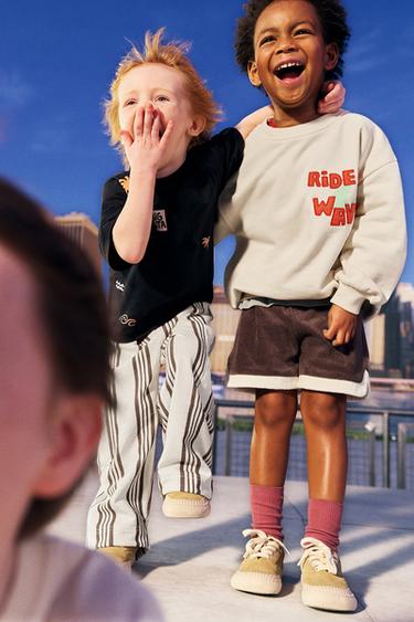 Zara {名称} - {颜色}