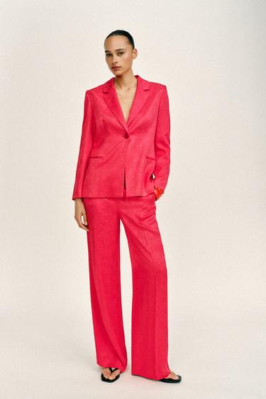 JACQUARD SHOULDER PAD BLAZER - Raspberry by Zara
