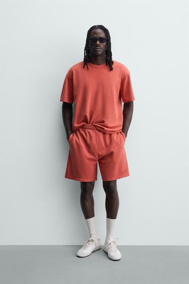 FADED WAFFLE-KNIT BERMUDA SHORTS - Red by Zara