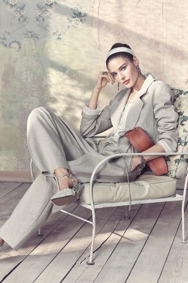 Zara {名称} - {颜色}