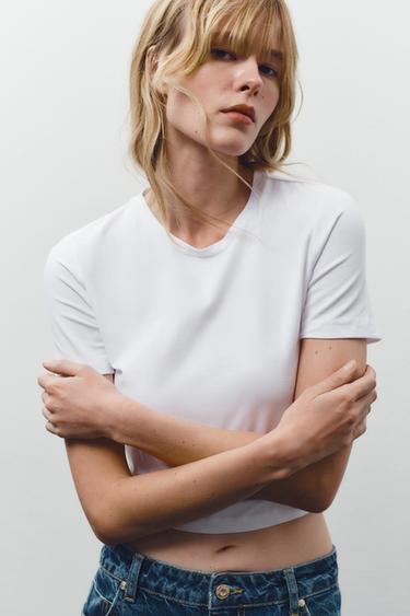 CROPPED STRETCH T-SHIRT - White by Zara