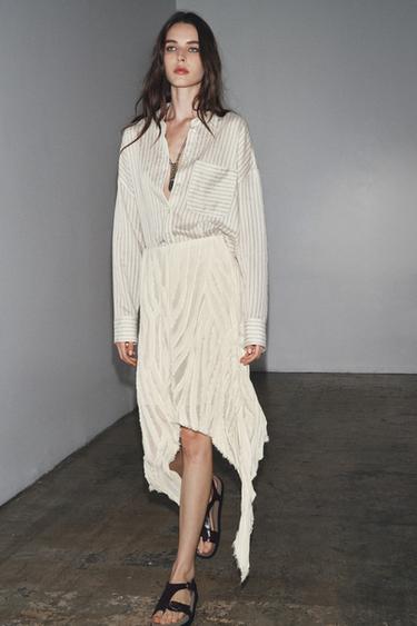 Zara {名称} - {颜色}