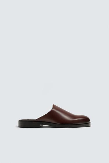 LEATHER CLOGS - Brown by Zara