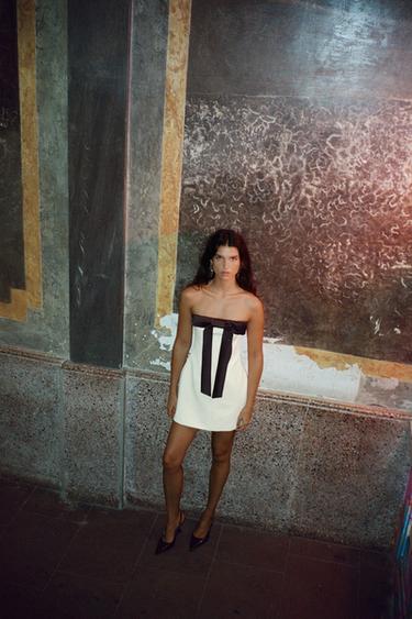 STRAPLESS DRESS WITH BOW - Oyster-white by Zara