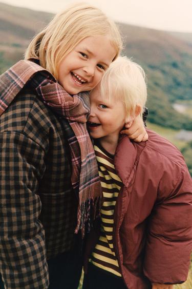 Zara {名称} - {颜色}