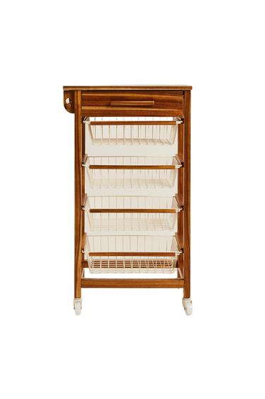 Zara {名称} - {颜色}