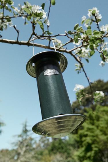 METAL GARDEN BIRD FEEDER - Green by Zara