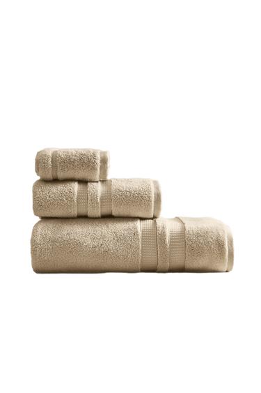 EXTRA SOFT DOUBLE BORDER BATH TOWEL - Light sand by Zara