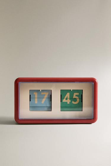 DIGITAL FLAP CLOCK - Reddish by Zara