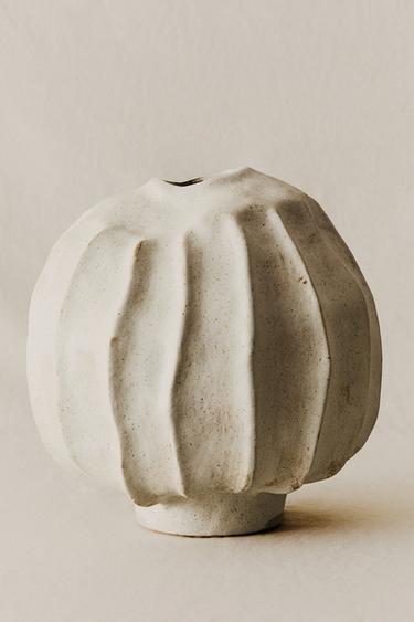 DECORATIVE ROUND CERAMIC VASE - Bone by Zara